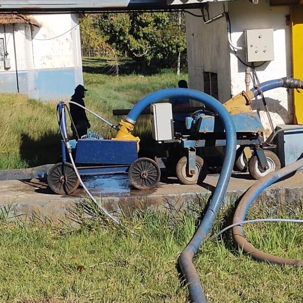 Falha elétrica em 2 de 3 bombas da captação do Espraiado compromete