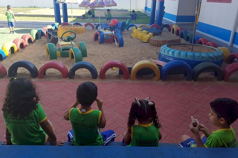 Brasil tem ação exemplar na acolhida de crianças migrantes, diz Unicef