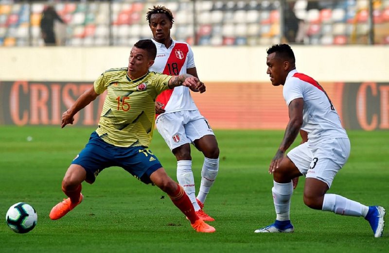 Colômbia vence Peru em amistoso