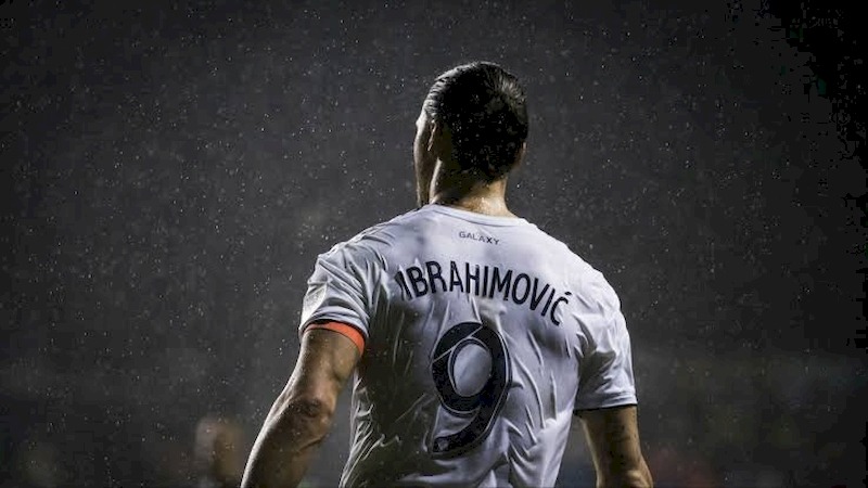 Ibrahimovic anuncia saída do Los Angeles Galaxy: ‘Vim, vi e venci’