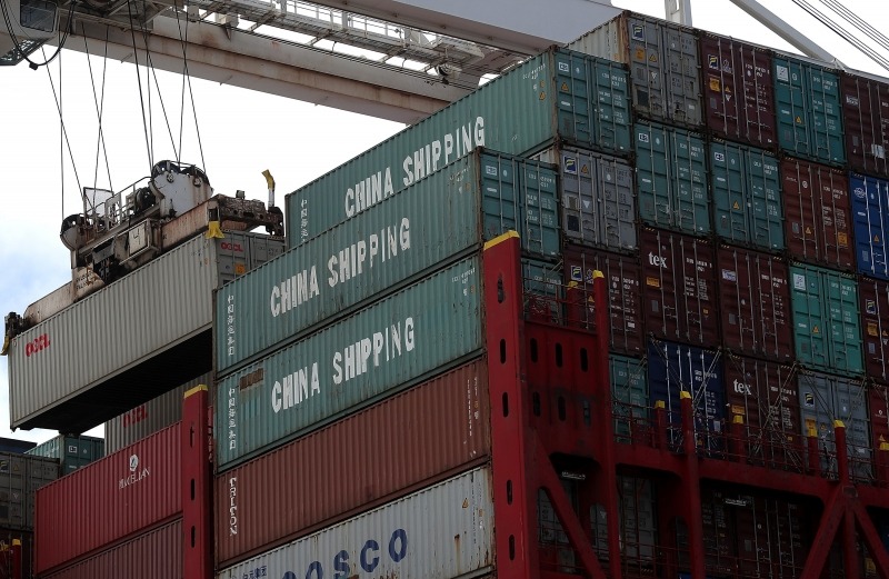 Balança comercial tem superávit de US$ 3,428 bilhões em novembro