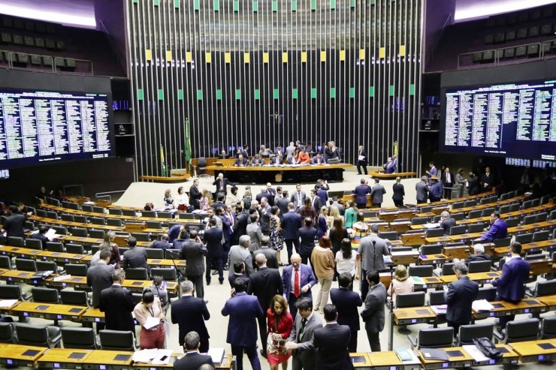 Parlamentares poderão remanejar R$ 5,2 bilhões do Orçamento