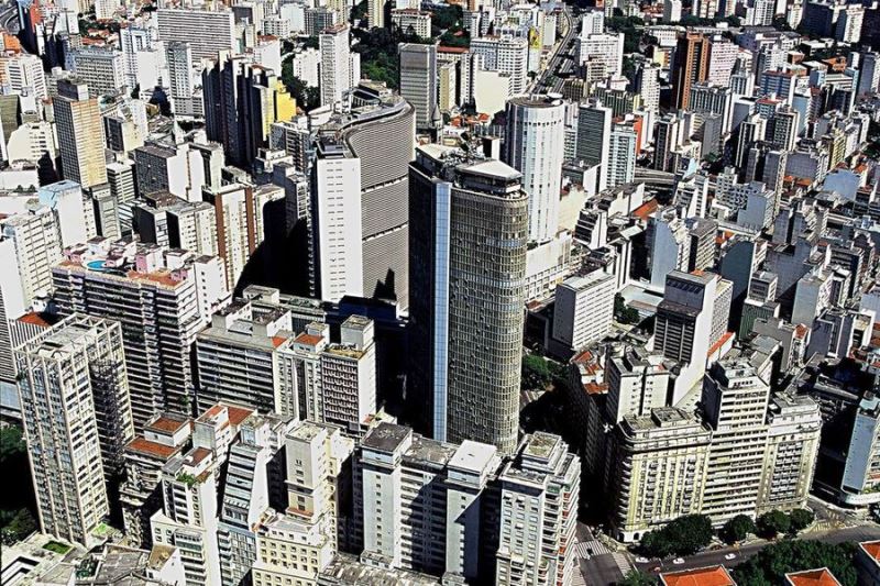 Governo espera R$ 6 bi com a venda de imóveis