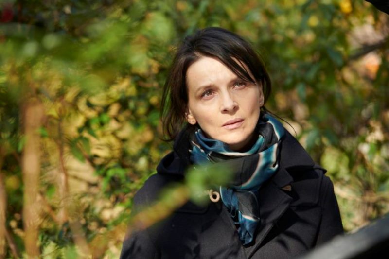 Filme francês traz Juliette Binoche como jornalista ativista