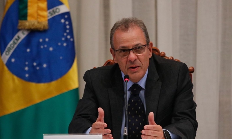 Ministro diz que licença do linhão Manaus-Boa Vista deve sair em abril