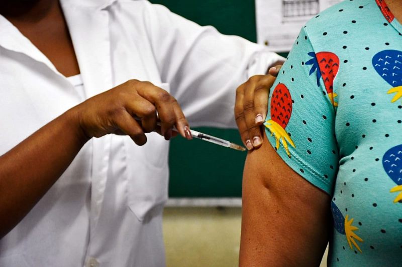 Ibaté já vacinou 77% do público alvo na primeira etapa da vacinação contra a gripe