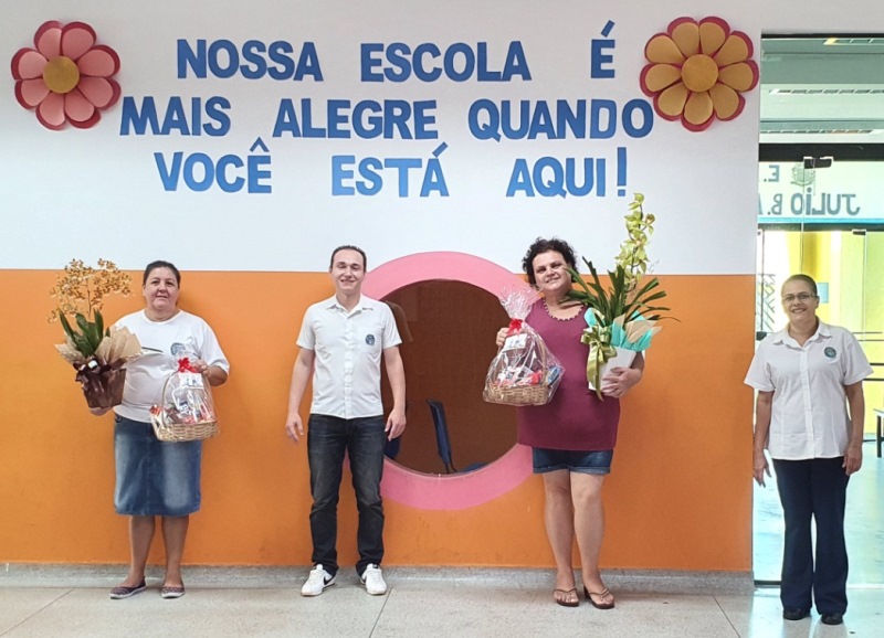Escola Júlio Benedicto Mendes celebra Dia da Merendeira em Ibaté