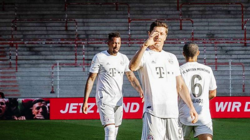 Campeonato Alemão tem vitória do líder Bayern
