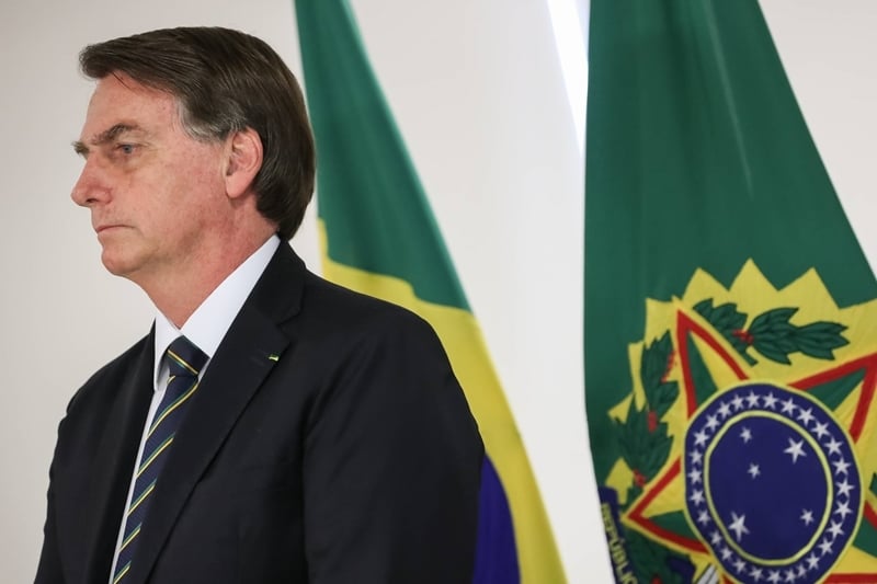 TSE quer ouvir Bolsonaro e MPE antes de decidir sobre inquérito das fake news