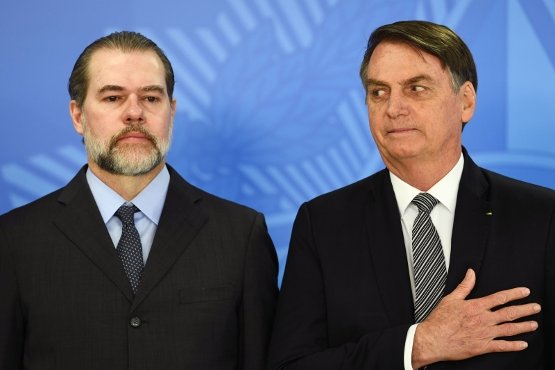 Após período de desgaste, Toffoli e Bolsonaro falam em entendimento entre Poderes