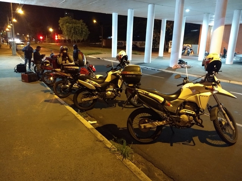 Polícia Militar fiscaliza altos ruídos emitidos por escapamentos de motocicletas em São Carlos