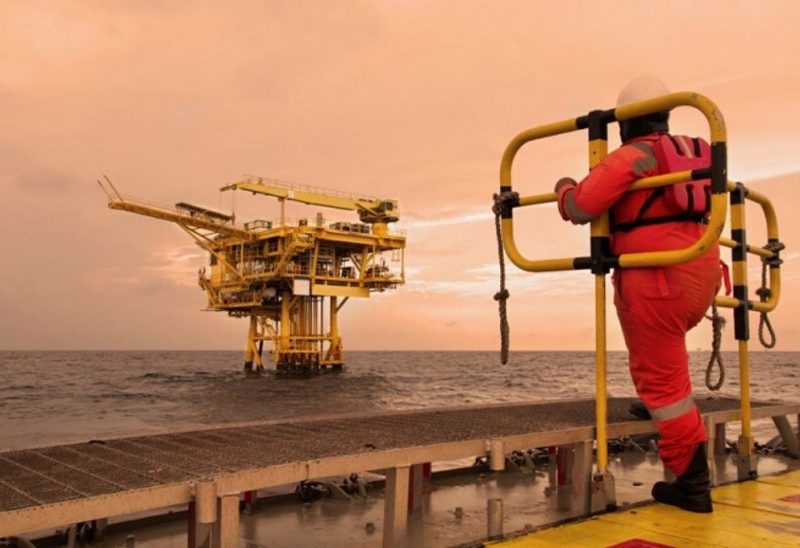 Produção de petróleo e gás no Brasil cai 6,7% em maio