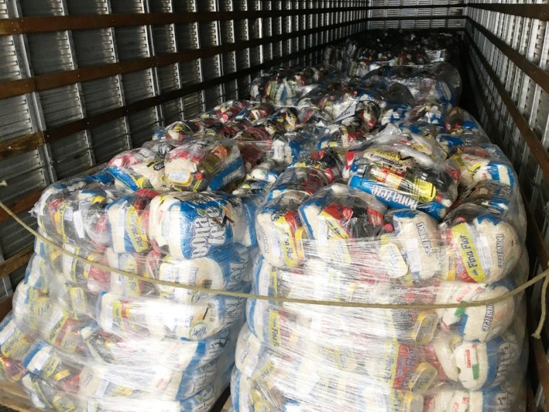 Rede de Solidariedade recebe 1.300 cestas de alimentos em Araraquara
