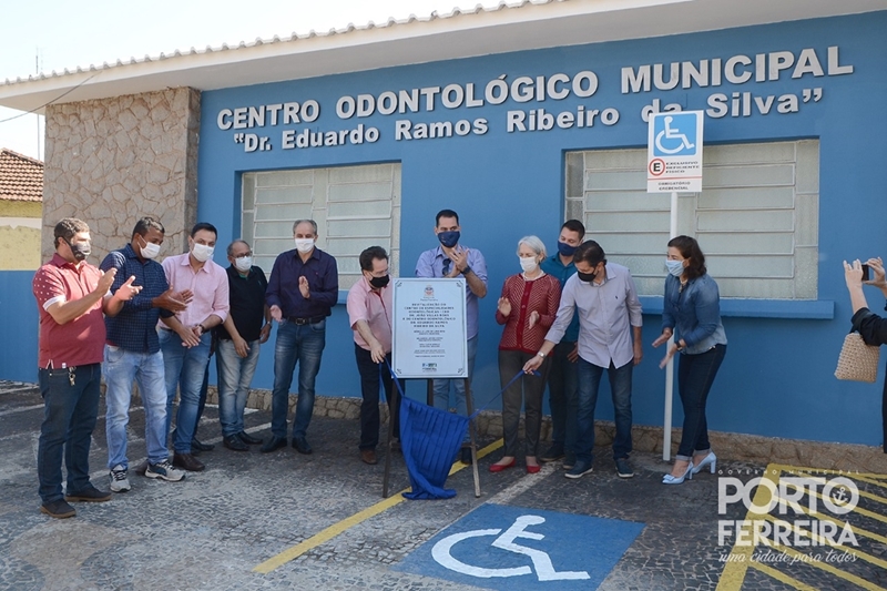 Obras de revitalização do centro odontológico e CEO são entregues em Porto Ferreira