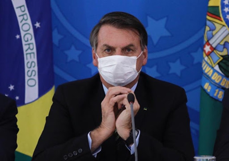 Bolsonaro diz que fará novo exame para detectar covid-19