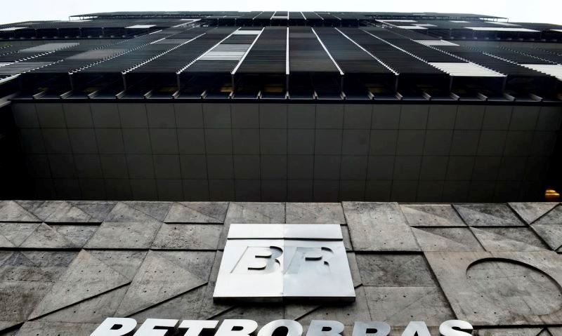 PF e MPF investigam fraudes em licitações da Petrobras