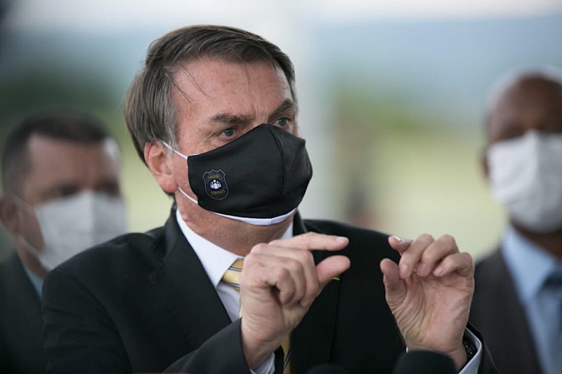 Bolsonaro vai ao Ministério da Defesa em compromisso fora da agenda
