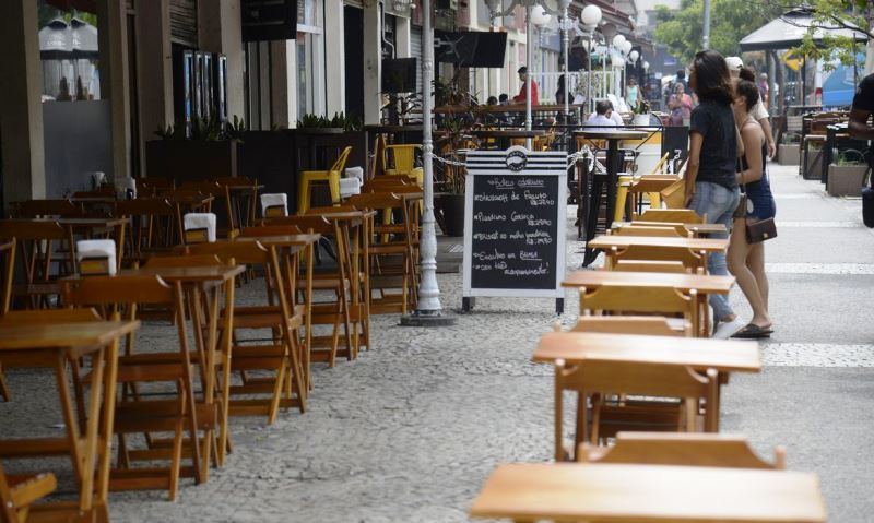Governo e Sebrae realizam evento de capacitação para bares e restaurantes