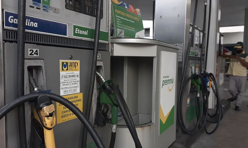Postos já podem vender gasolina com novo padrão