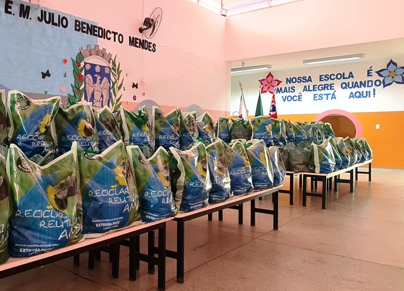 Ibaté reforça kit merenda com hortifruti da agricultura familiar