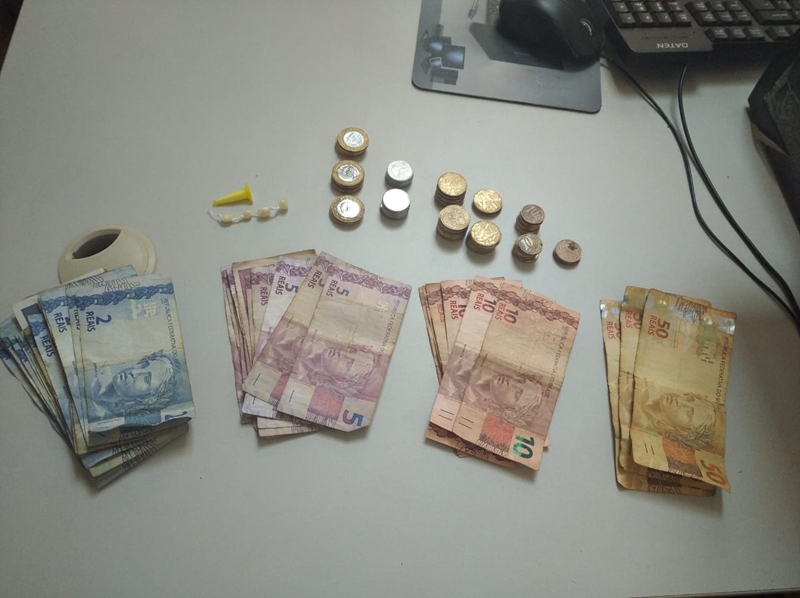 Menor é apreendido pela GM com drogas e dinheiro no Cidade Aracy