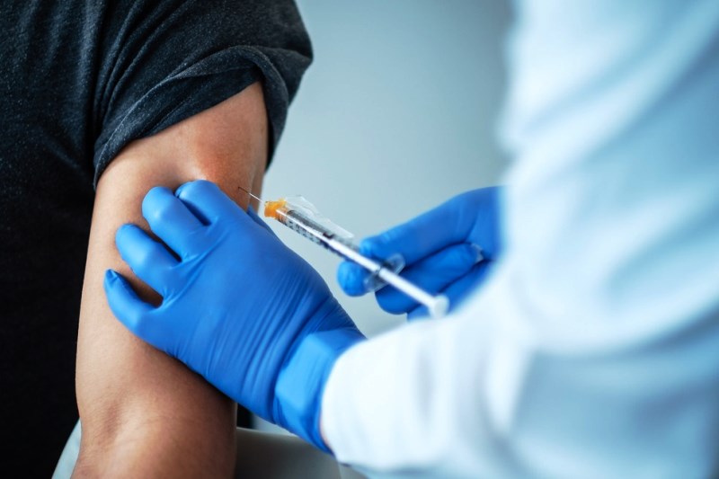 Pfizer e BioNTech entram com pedido para uso emergencial de vacina contra Covid-19