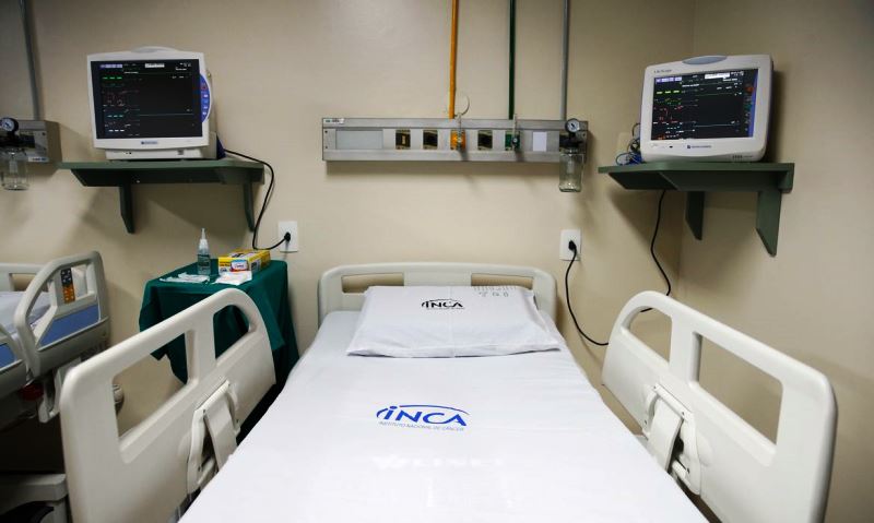 Inca recebe doação da Touca Inglesa, tecnologia usada em quimioterapia