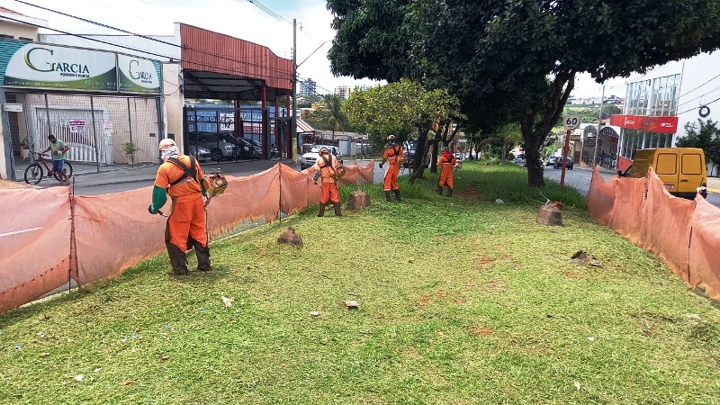 Serviços Públicos retoma trabalho de manutenção de áreas verdes