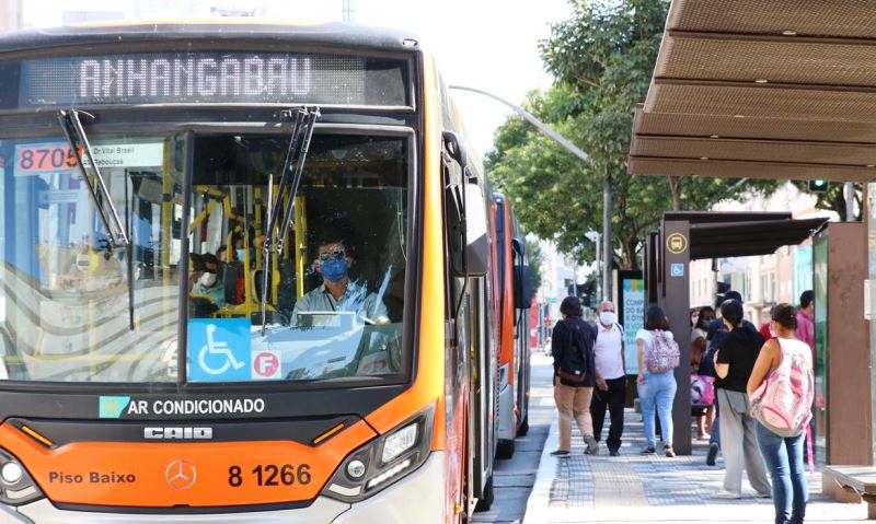 TJ suspende retorno da gratuidade em transporte público de São Paulo