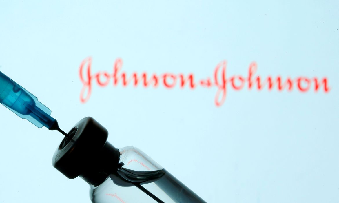 Vacina da Johnson & Johnson é 72% eficaz contra a Covid-19