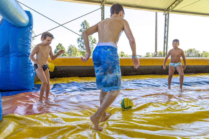 Confira sobre a primeira temporada do Acampamento de férias Peraltas