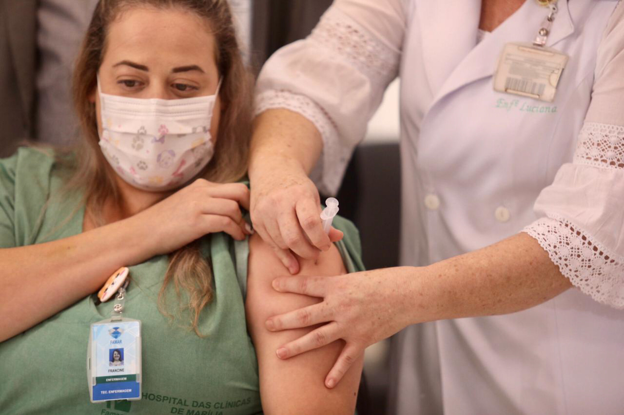 Vacinação em SP é quatro vezes mais rápida que registro de novos casos da Covid-19