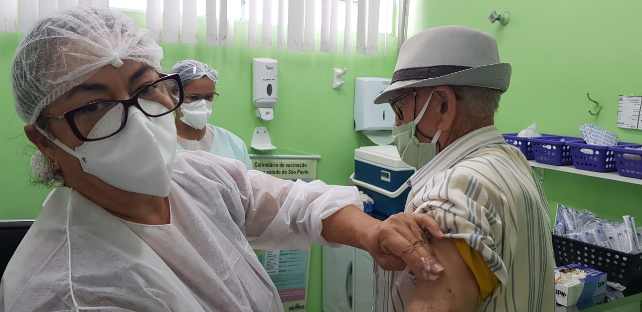 11.555 pessoas recebem vacina contra Covid-19 em São Carlos