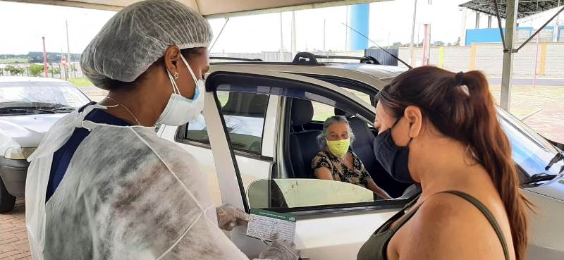 Vacinação para faixa etária de 72 a 74 anos começa nesta sexta-feira