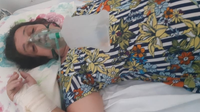 Familiares temem por leito de enfermaria para mulher vítima da covid-19 em São Carlos
