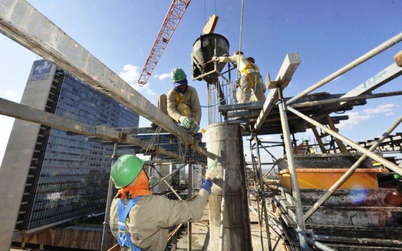 Construção civil acumula alta de até 90% no preço de insumos
