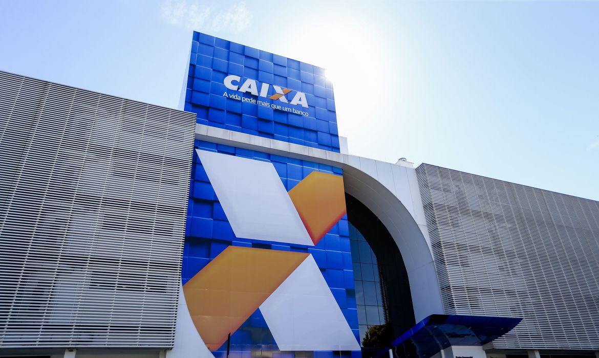 Caixa paga hoje auxílio emergencial a nascidos em setembro