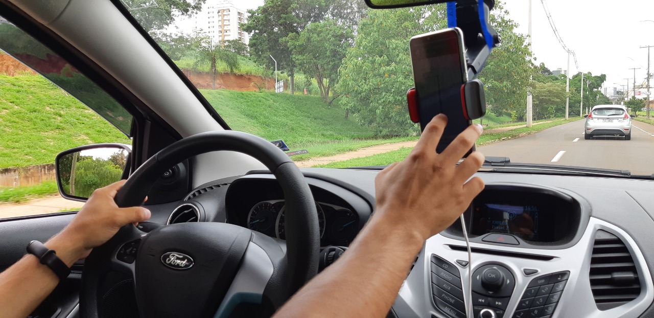 Motorista de aplicativo doam sangue em forma de protesto ao valor da corrida