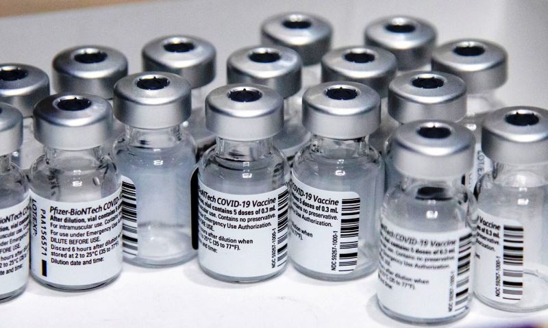 Lote com 629 mil doses da vacina da Pfizer chega ao Brasil