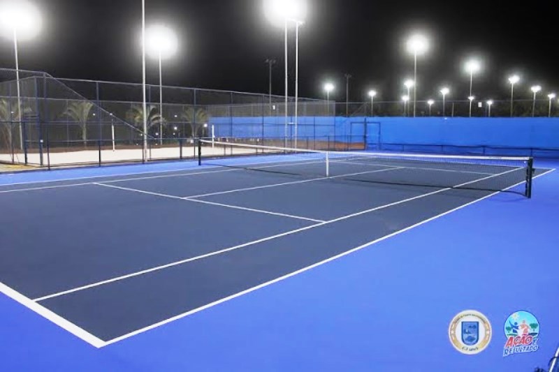 Clube de Campo das Figueiras inaugura quadra de tênis