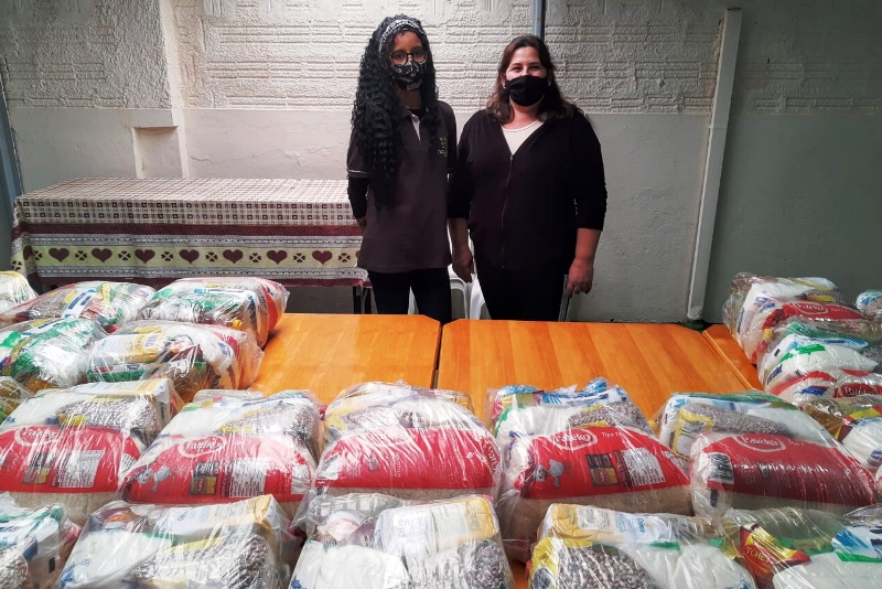 Centro de Convivência do Idoso recebe doação de cestas básicas