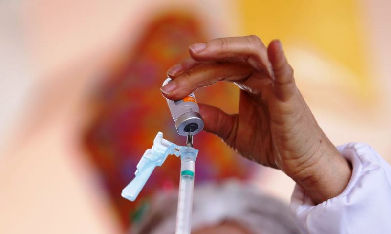 Governo antecipa para agosto entrega de 3,9 milhões de doses contra o coronavírus