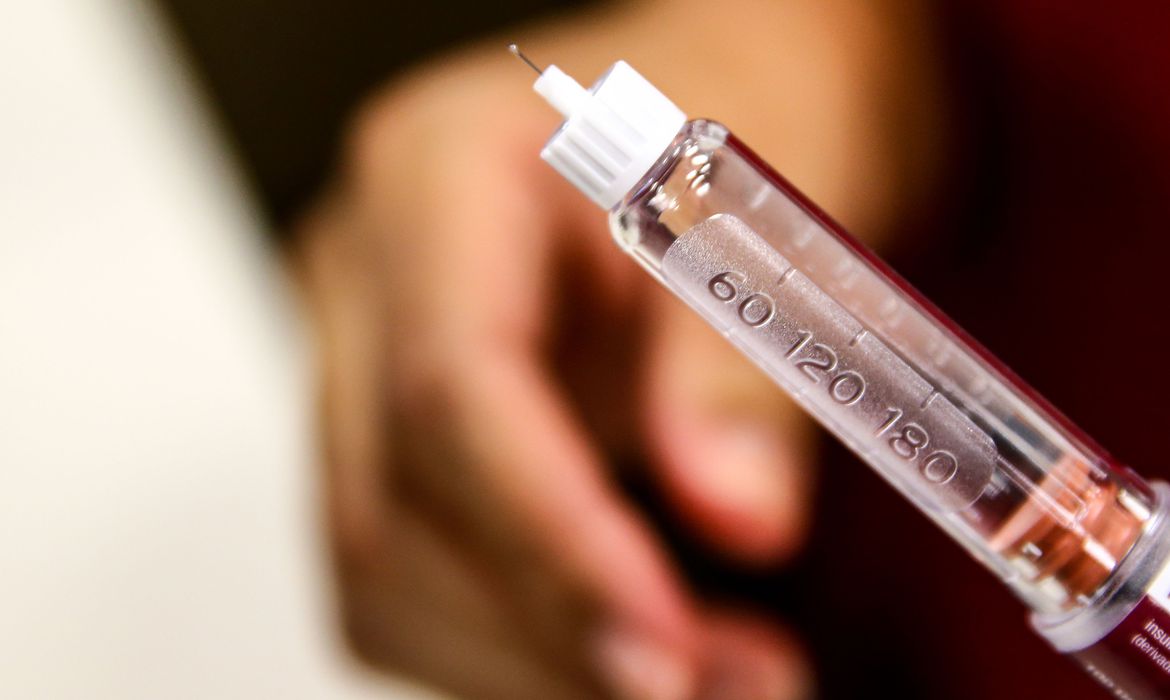 Descoberta da insulina, o “hormônio da vida”, completa 100 anos