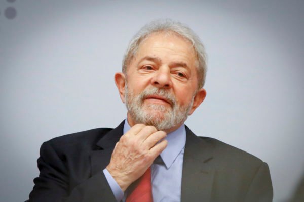 Juíza arquiva investigação contra Lula sobre tráfico de influência para OAS