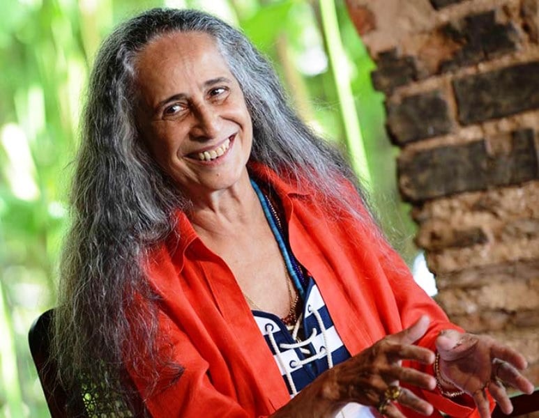 Em ‘Tabuleiro’, Maria Bethânia une música e literatura na Rádio Batuta