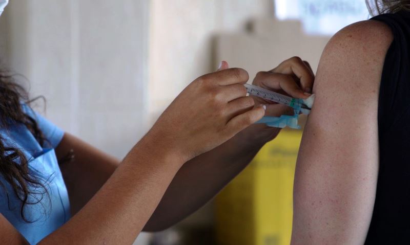 Ministério da Economia vai liberar R$ 1,4 bi para compras de vacinas
