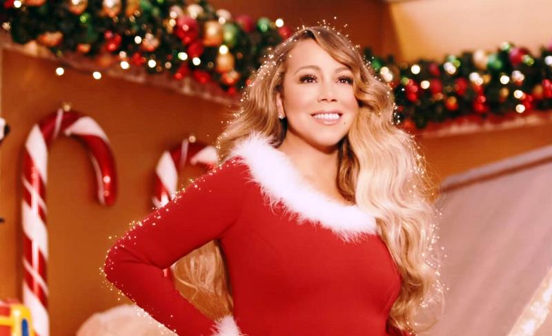 É Natal, e Mariah Carey está de volta para celebrar