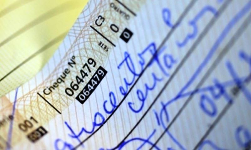 Uso de cheques no Brasil cai 93% desde 1995