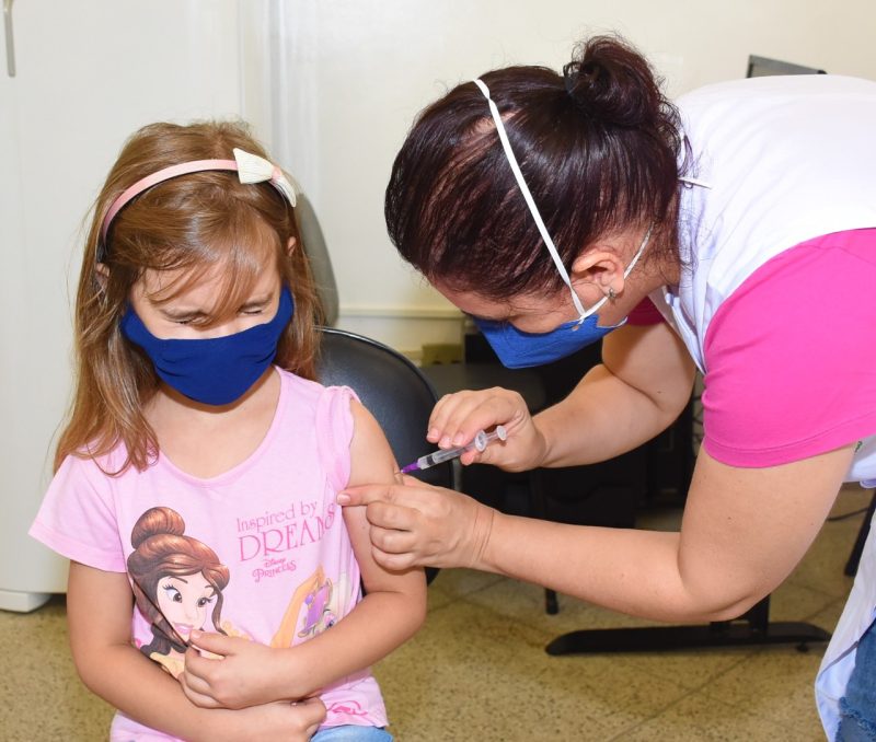 São Carlos adere à Semana “E” de vacinação nas escolas