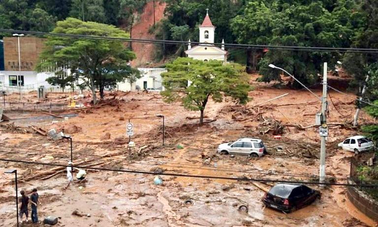 Presidência da CNBB emitiu mensagem pedindo ajuda a Petrópolis, que sofre as consequências de fortes chuvas